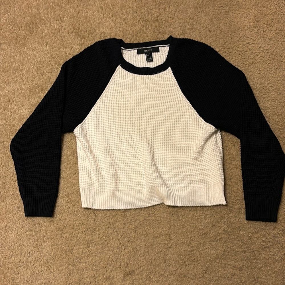 Forever 21 Black & White Knit Sweater